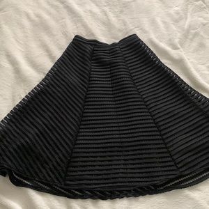 🇬🇧TFNC London Skirt - XS